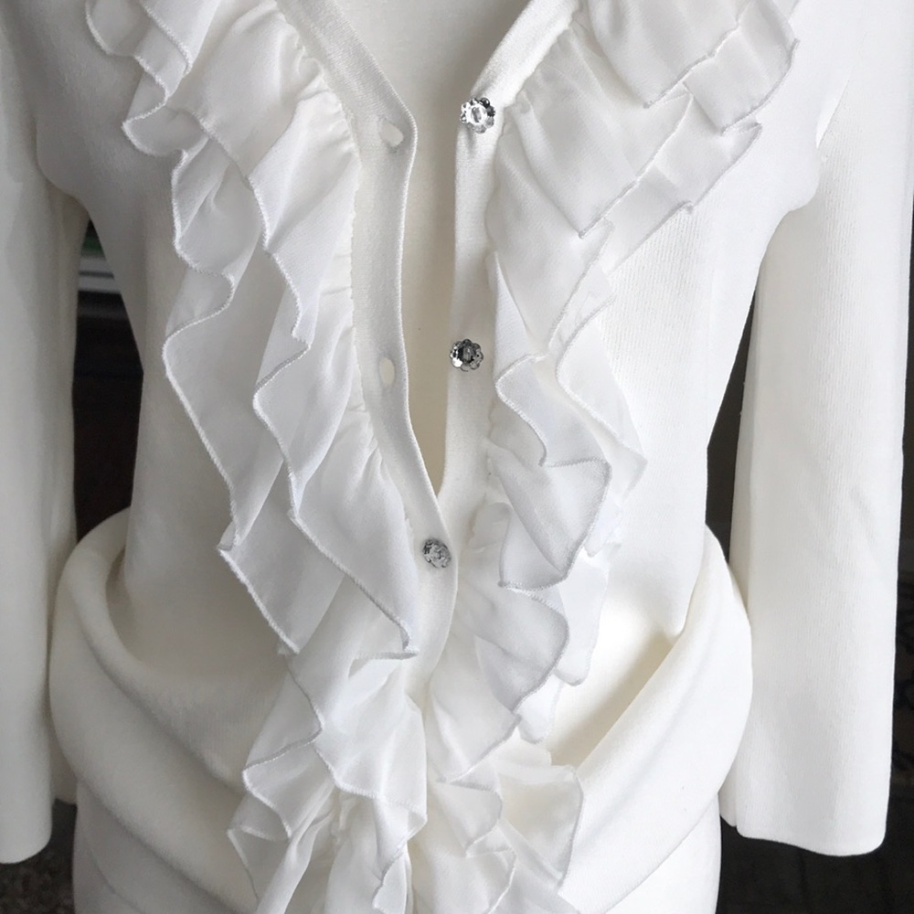 White button down quarter sleeve blouse - Picture 8 of 10